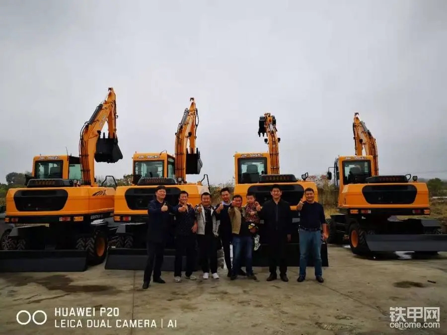 【晋击者·用户说】四年买8台完美(中国)官方轮挖，培养了20多个老板，跟老郭开挖机的人都发了